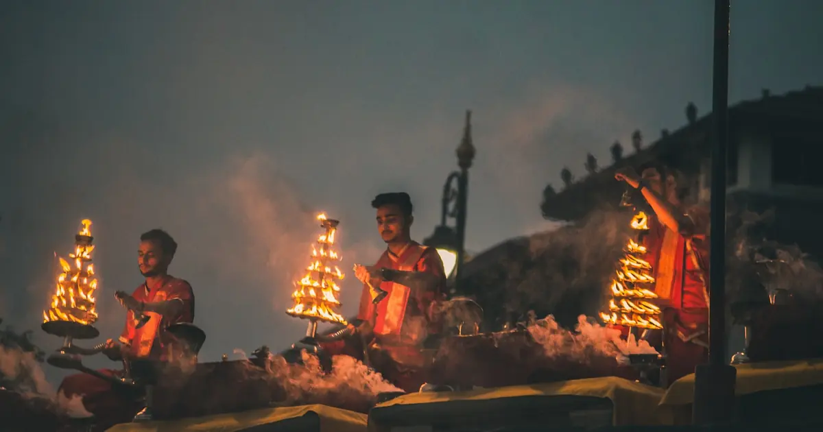 Varanasi Ganga Aarti: How to Experience It Without Being a Tourist About It