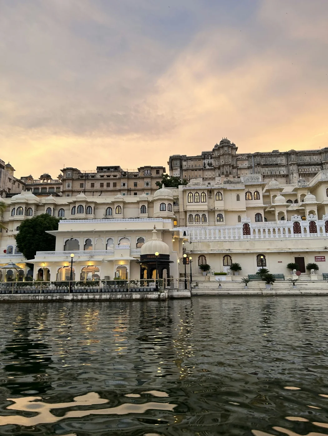 The white Lake Palace floating on Lake Pichola in Udaipur, Rajasthan